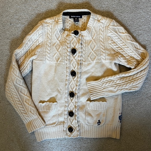 Button Down Cableknit Wool Cardigan with Farm Scene - Picture 2 of 6
